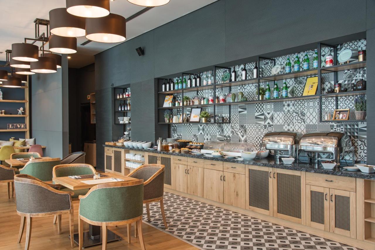 Expo Sofia Hotel - Free Arrival shuttle bus - Free Parking - Free Compliments - Free Wi-Fi photo