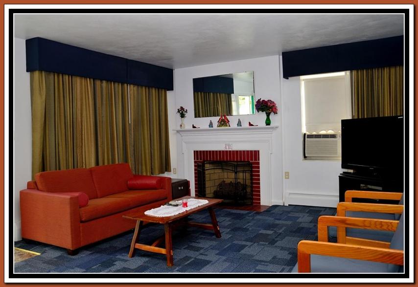 The Cardinal Inn — photo 22