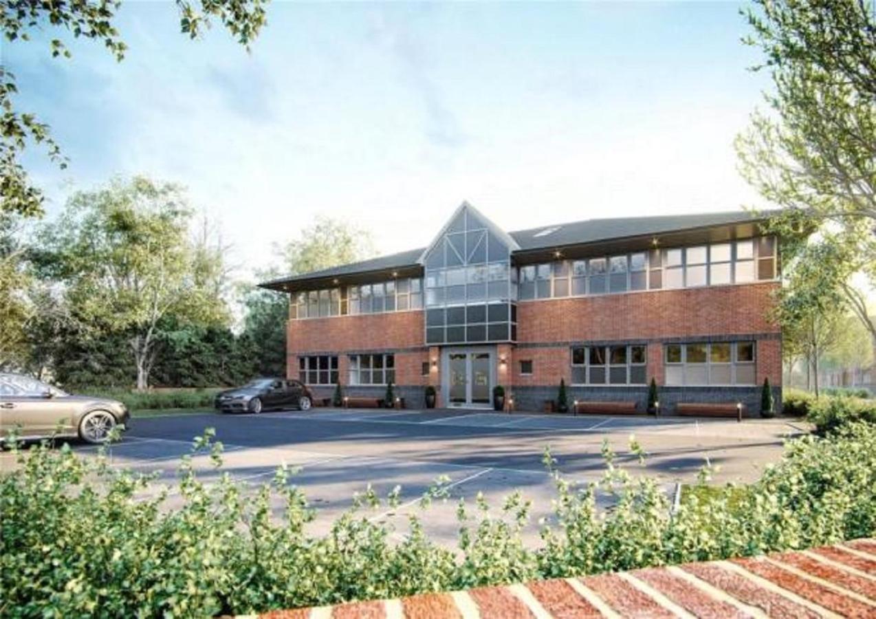 Watford Apartments Century House, Self Contained Units photo