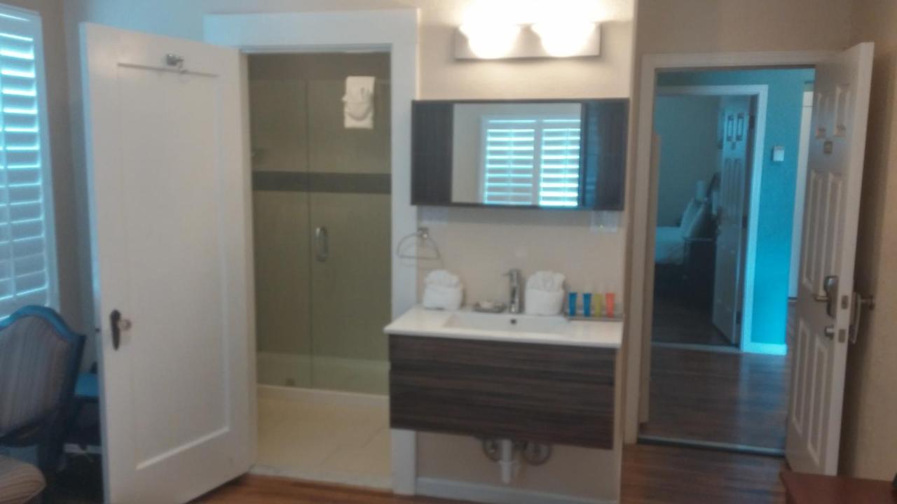 Rio Vista Inn & Suites Santa Cruz — photo 15