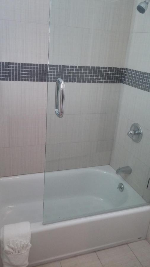 Rio Vista Inn & Suites Santa Cruz — photo 13