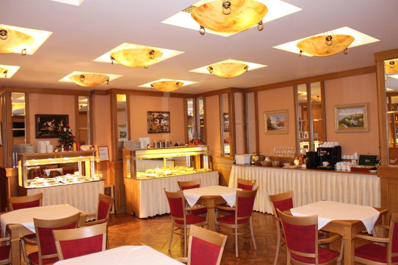 Hotel Askania photo
