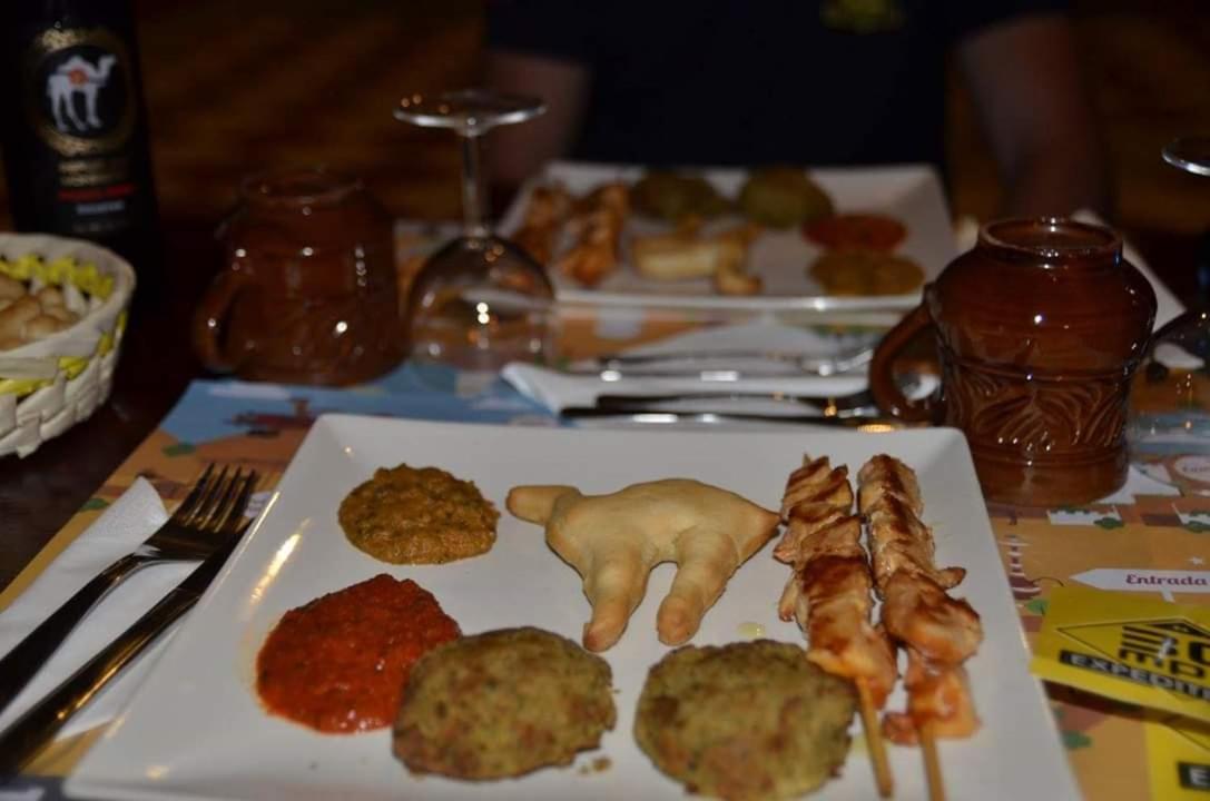 Hotel Cueva Tardienta Monegros-Adults Only, Tardienta ...