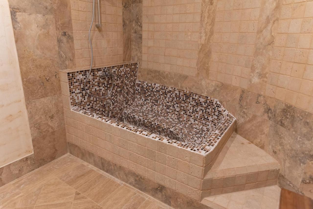 Apricot Hotel Yerevan photo