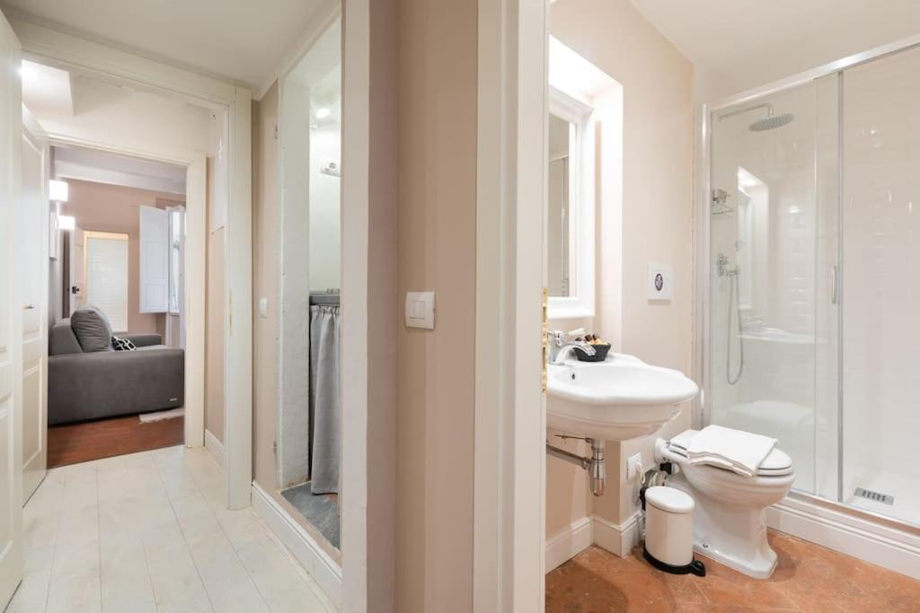 Scala Apartments Via Borgo Pinti - 3