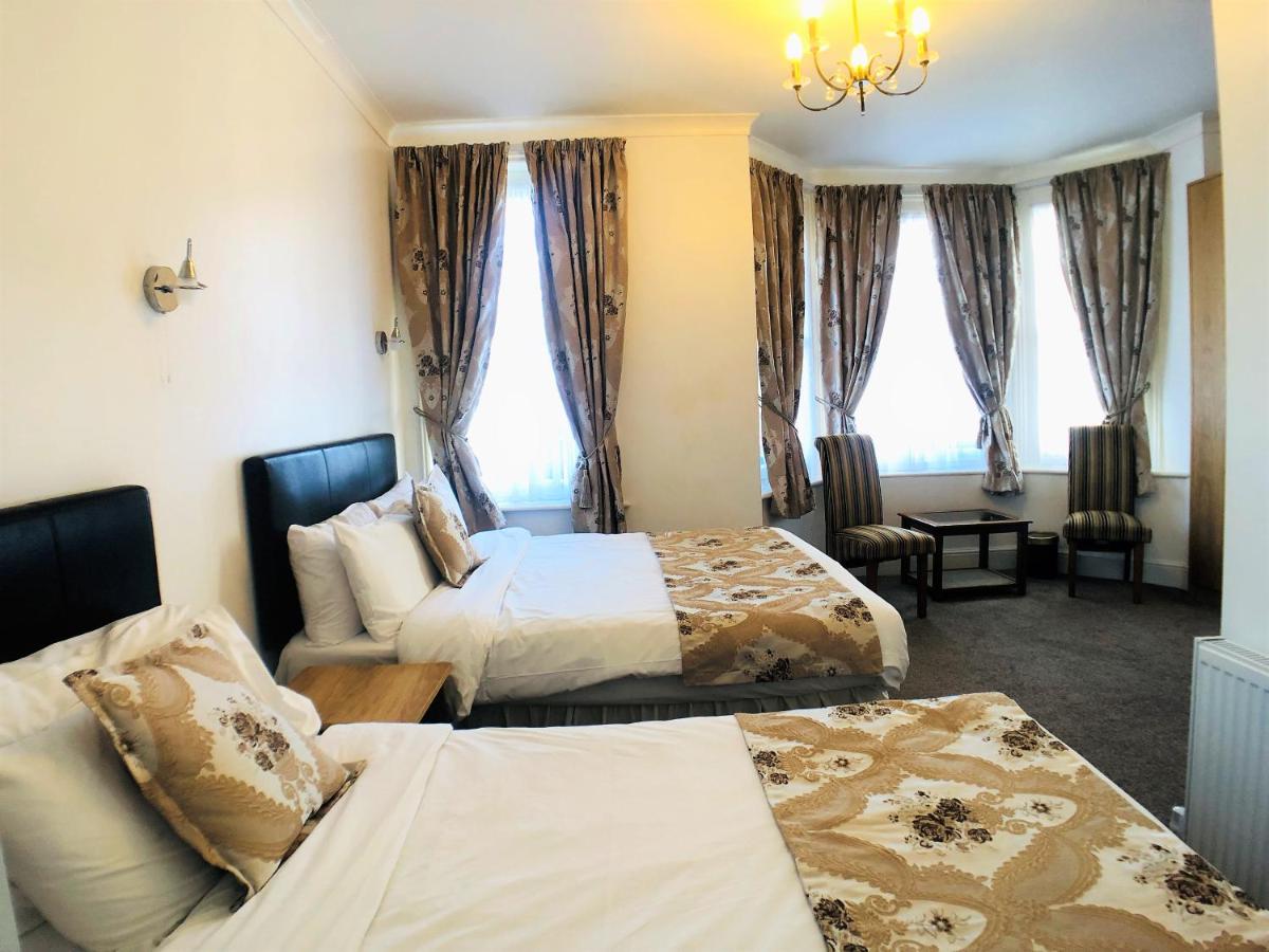 Ilfracombe House - Laterooms