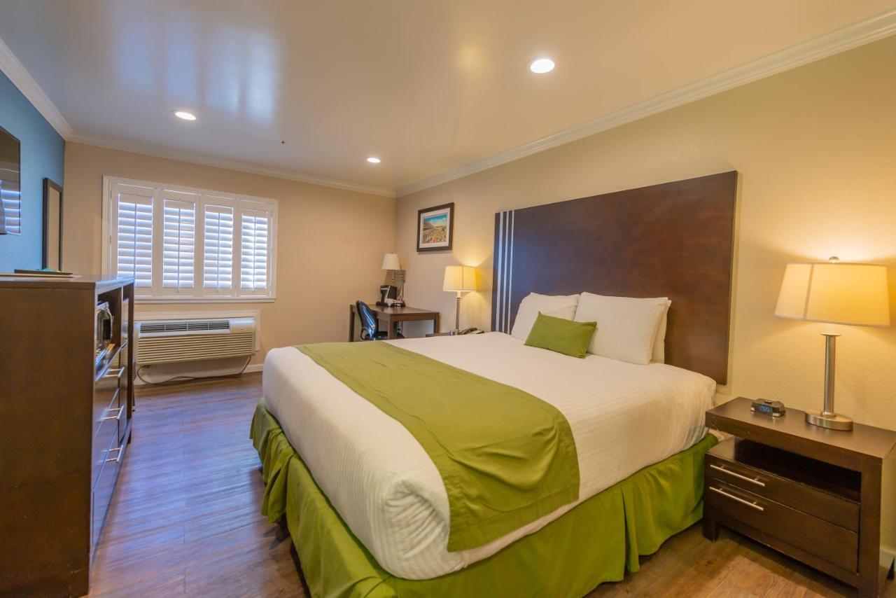 Ocean Pacific Lodge — photo 19