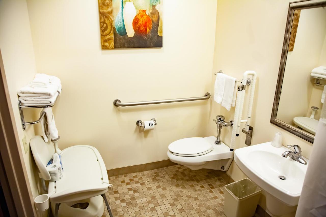 Asbury Inn & Suites — photo 17