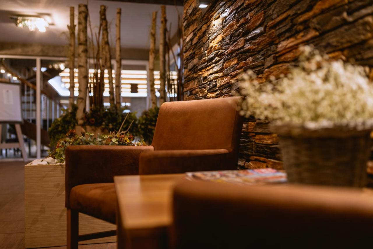 Elite hotel & restaurant