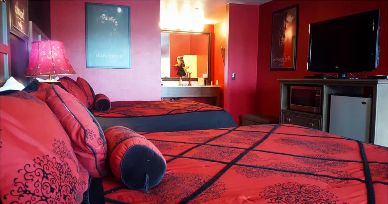 Pacific Inn Motel — photo 11