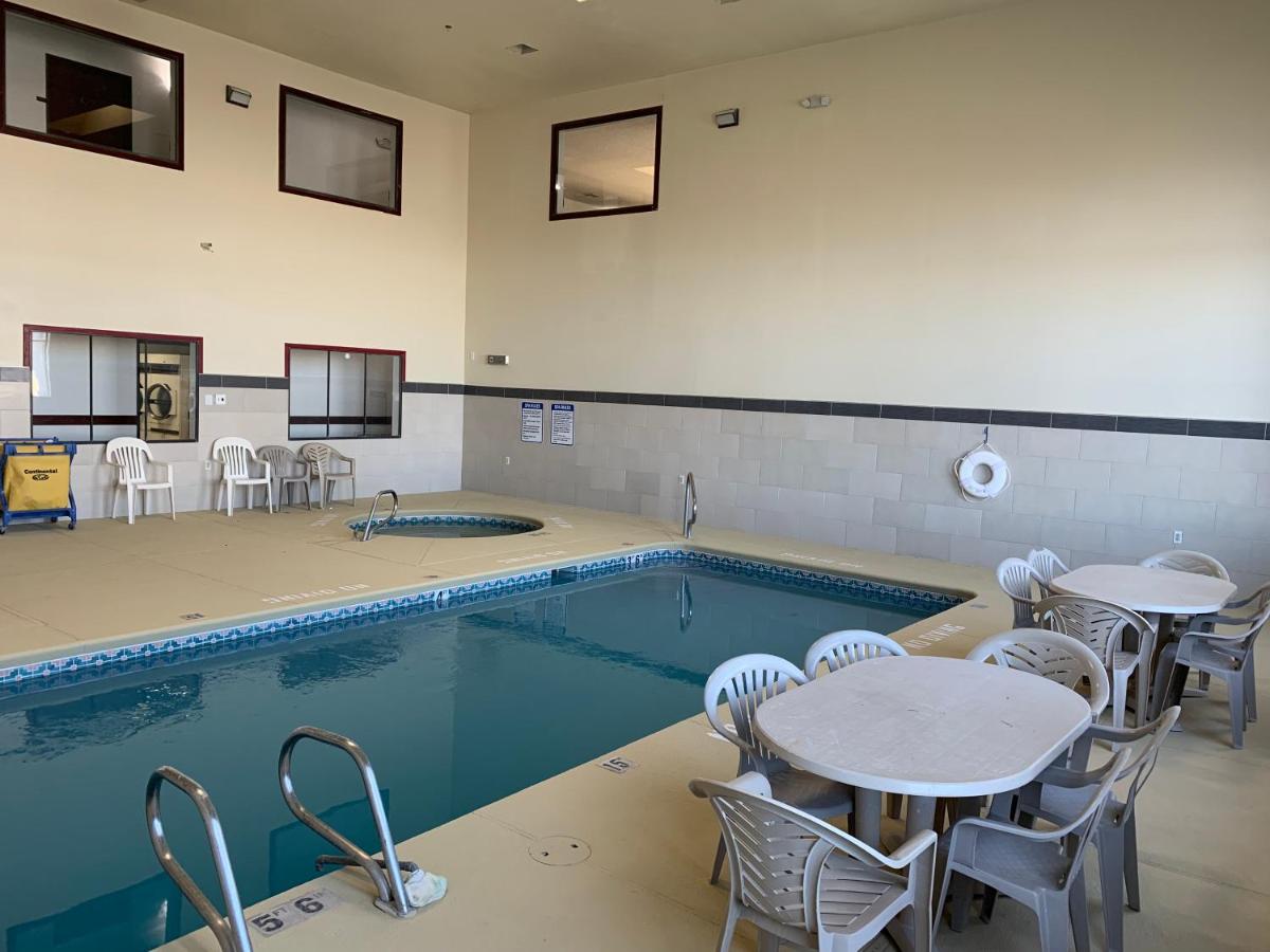 Brentwood Inn & Suites — photo 4