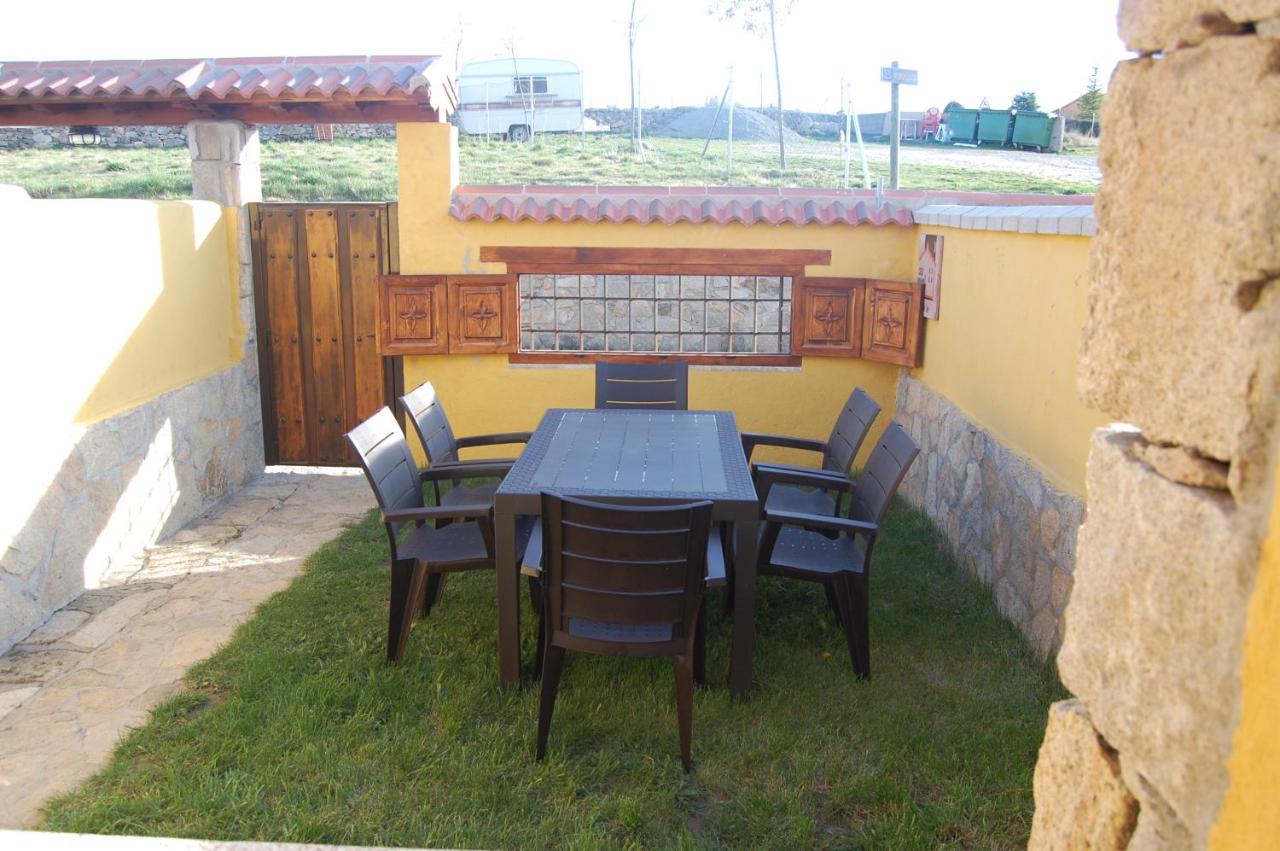 Gredos Casa Rural Los Treboles, San Martín de la Vega del ...
