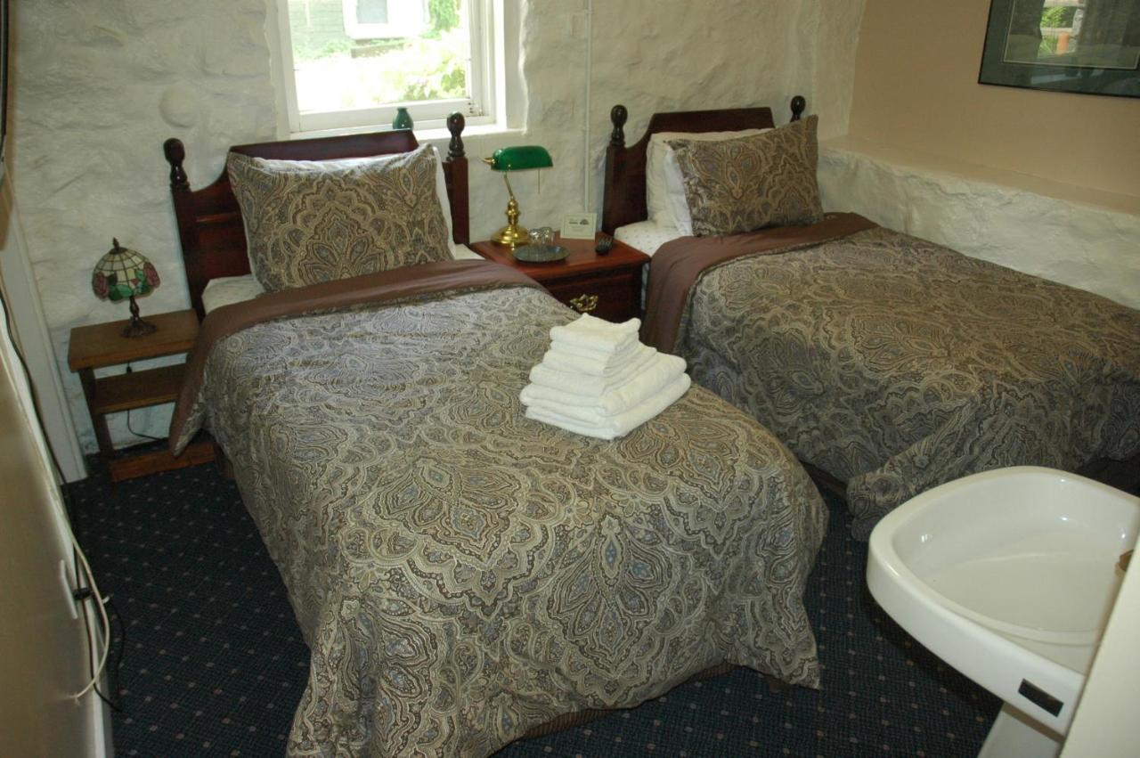 Windsor Guest House photo