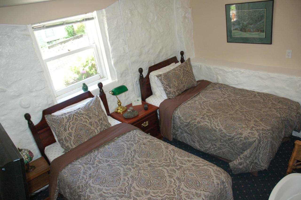 Windsor Guest House photo