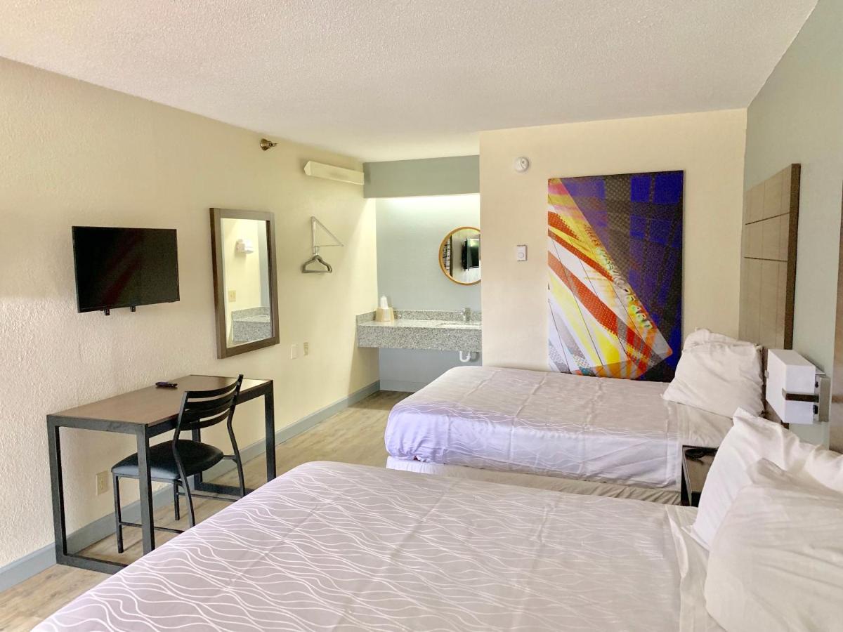 Linfield Inn — photo 6