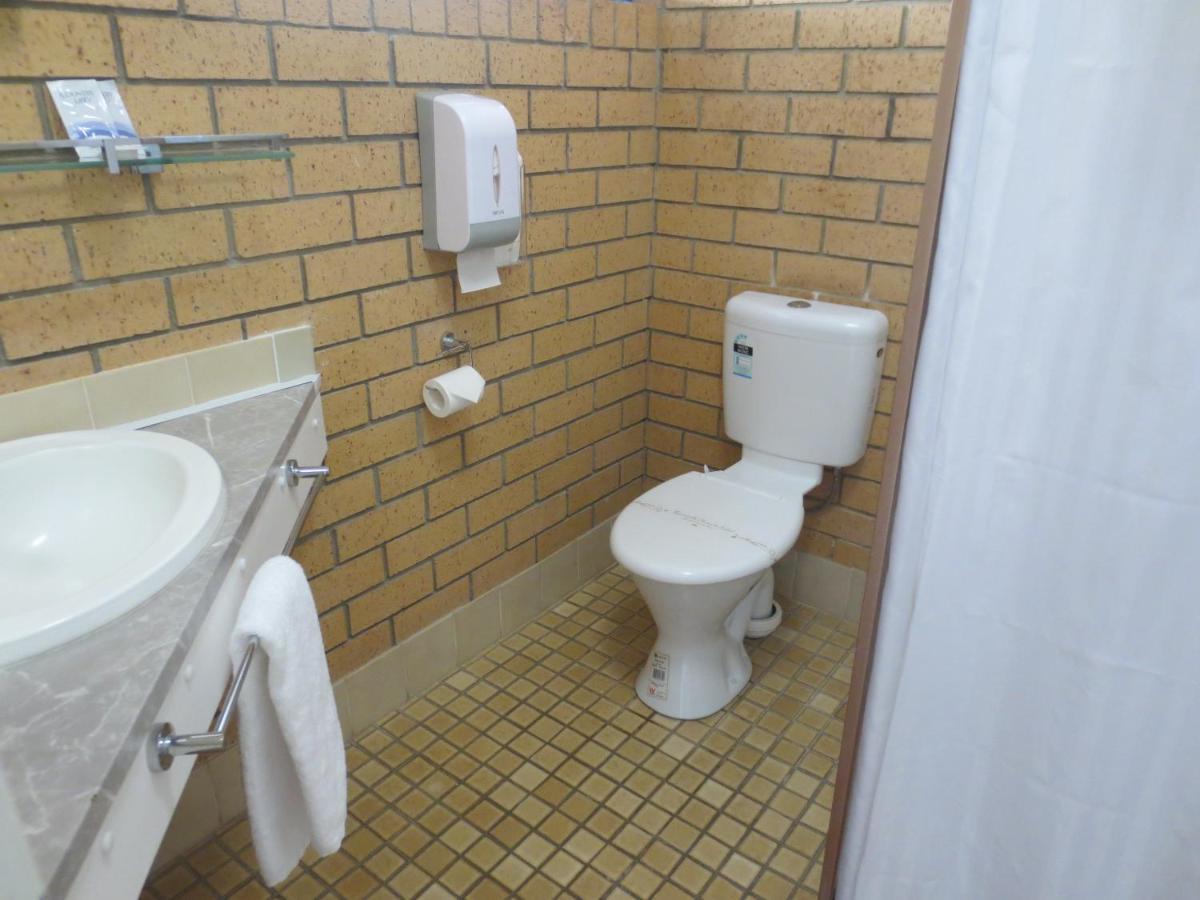 Aspley Pioneer Motel photo