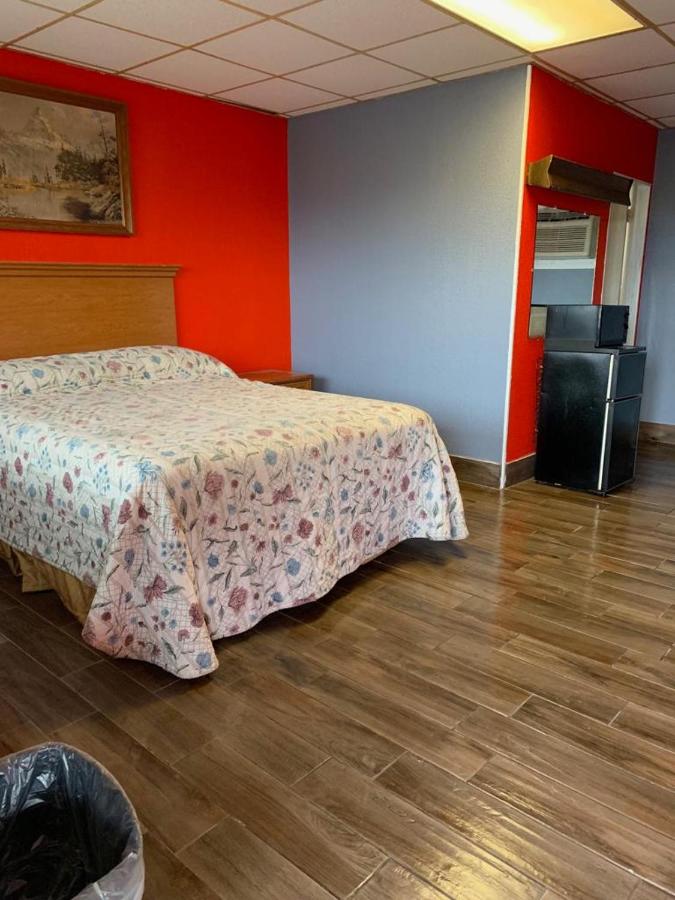 Economy Inn — photo 6