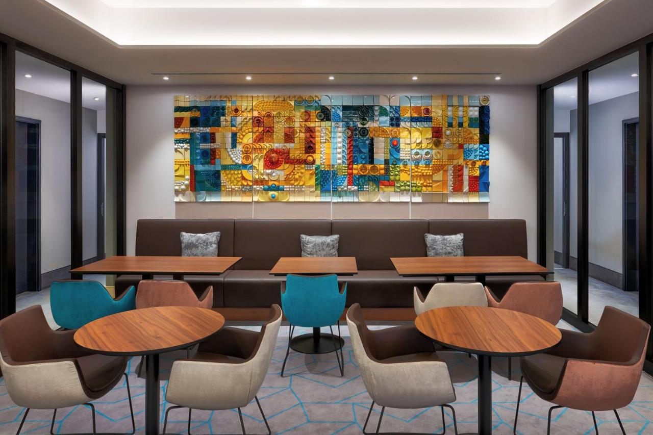 Park Inn by Radisson Berlin Alexanderplatz photo