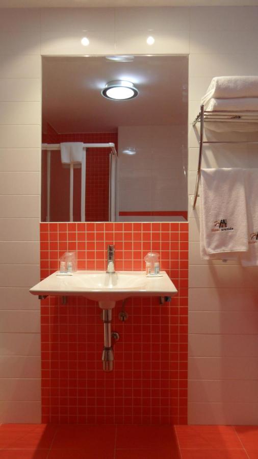 Hotel Avenida, Pontevedra, Spain - Booking.com