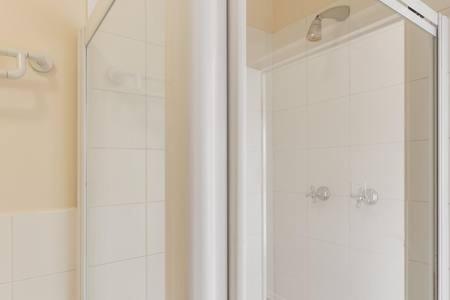 325 Leisure Bay Cape Town - 5