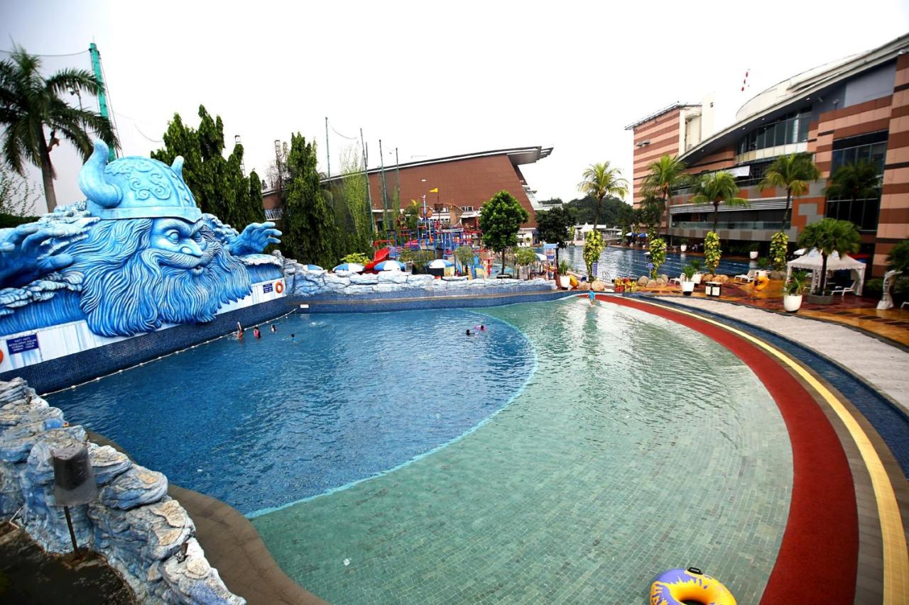 Water park: InterContinental Hotels Jakarta Pondok Indah by IHG