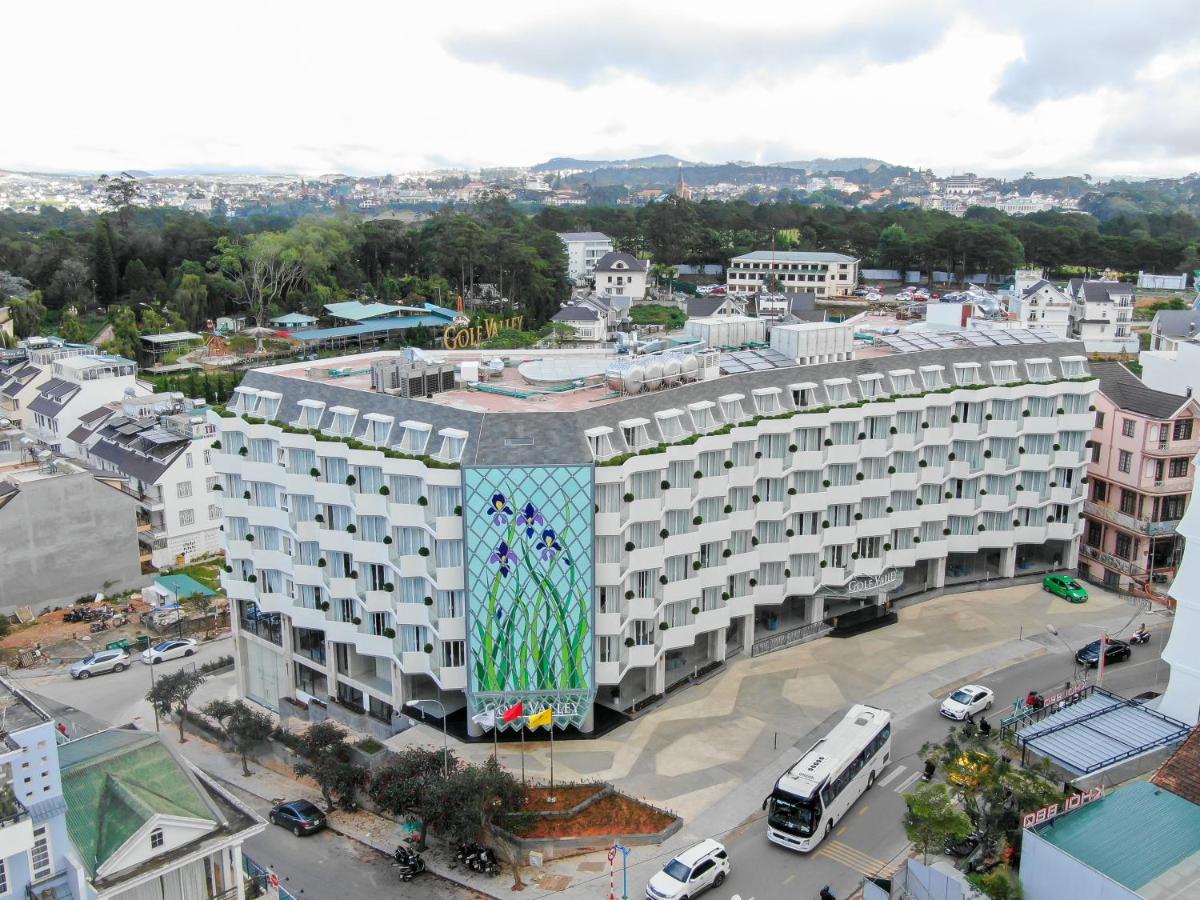 Golf Valley Hotel