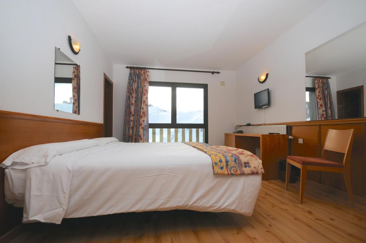 Pic Maià Mountain Hotel photo