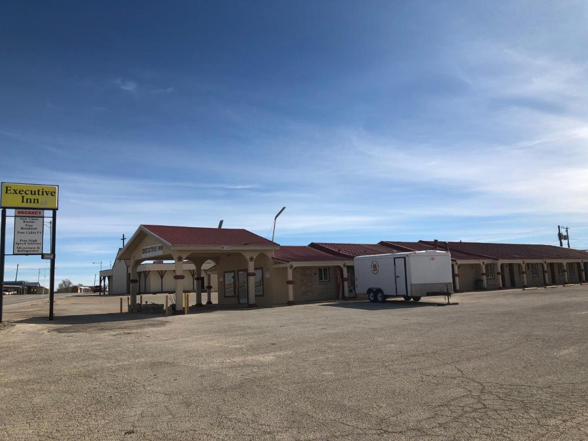 Executive Inn — photo 15