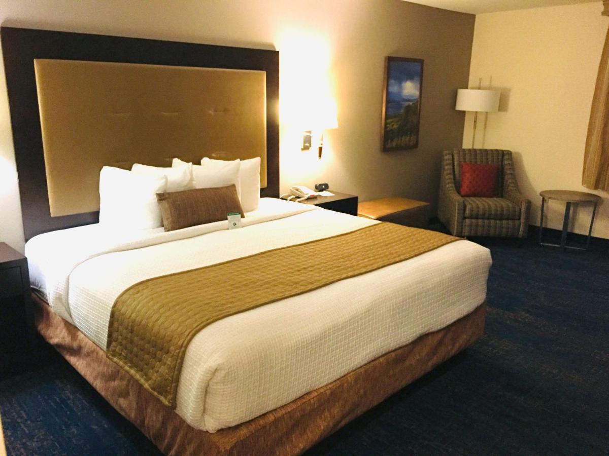 Parkrose Inn and Suites Portland Airport — photo 19