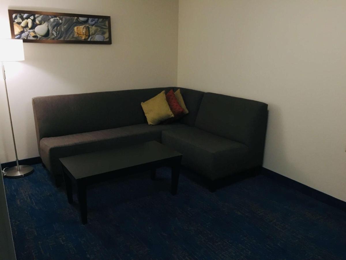 Parkrose Inn and Suites Portland Airport — photo 21