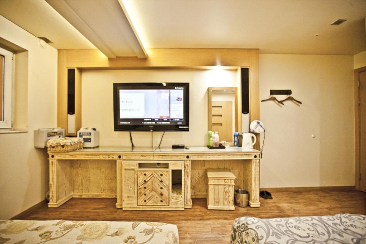 Hotel Star Gangnam - 2