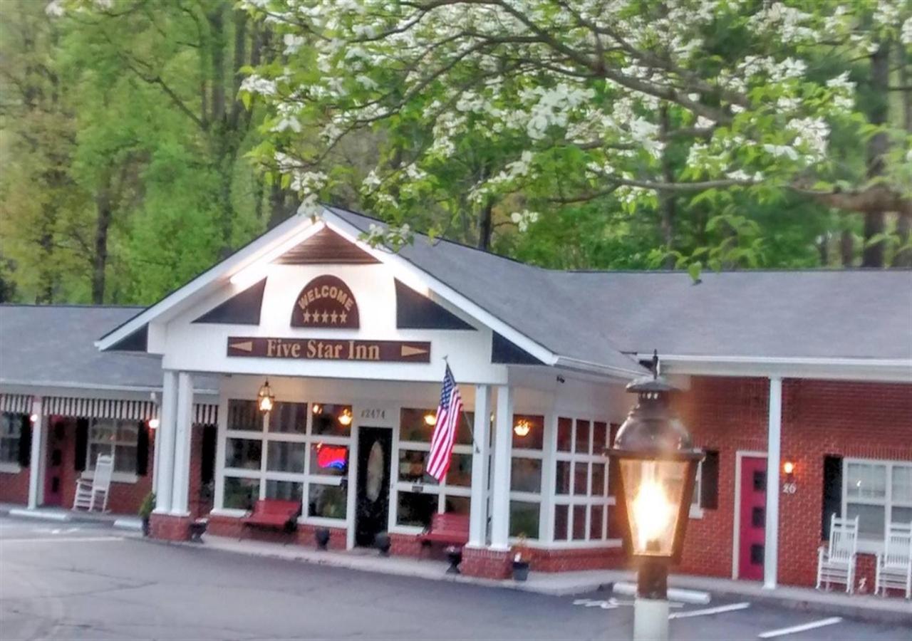 Five Star Inn - Maggie Valley — photo 1