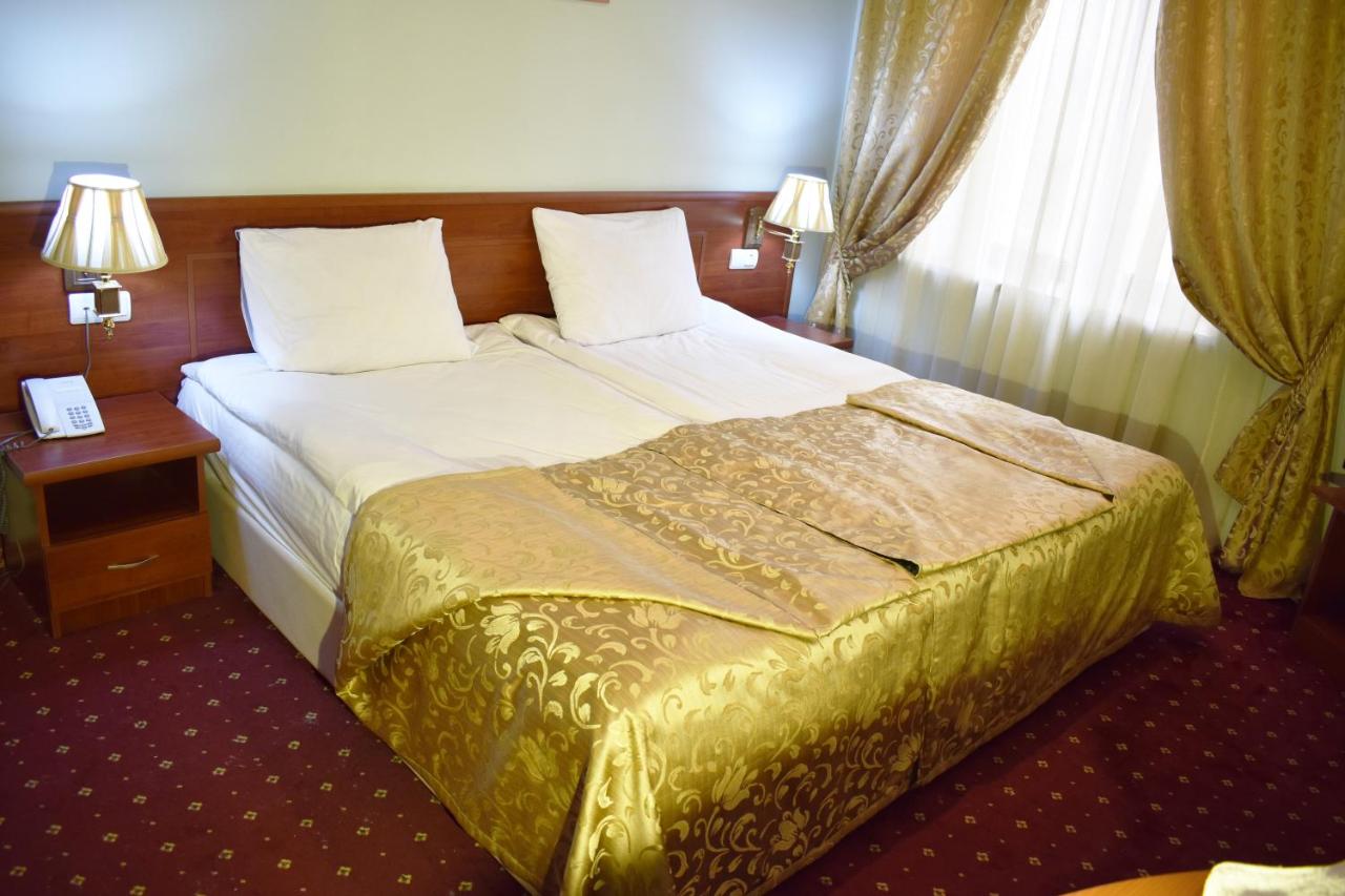 Armenian Royal Palace photo