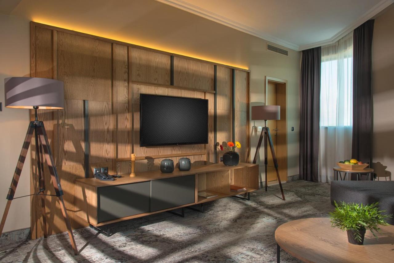 Expo Sofia Hotel - Free Arrival shuttle bus - Free Parking - Free Compliments - Free Wi-Fi photo