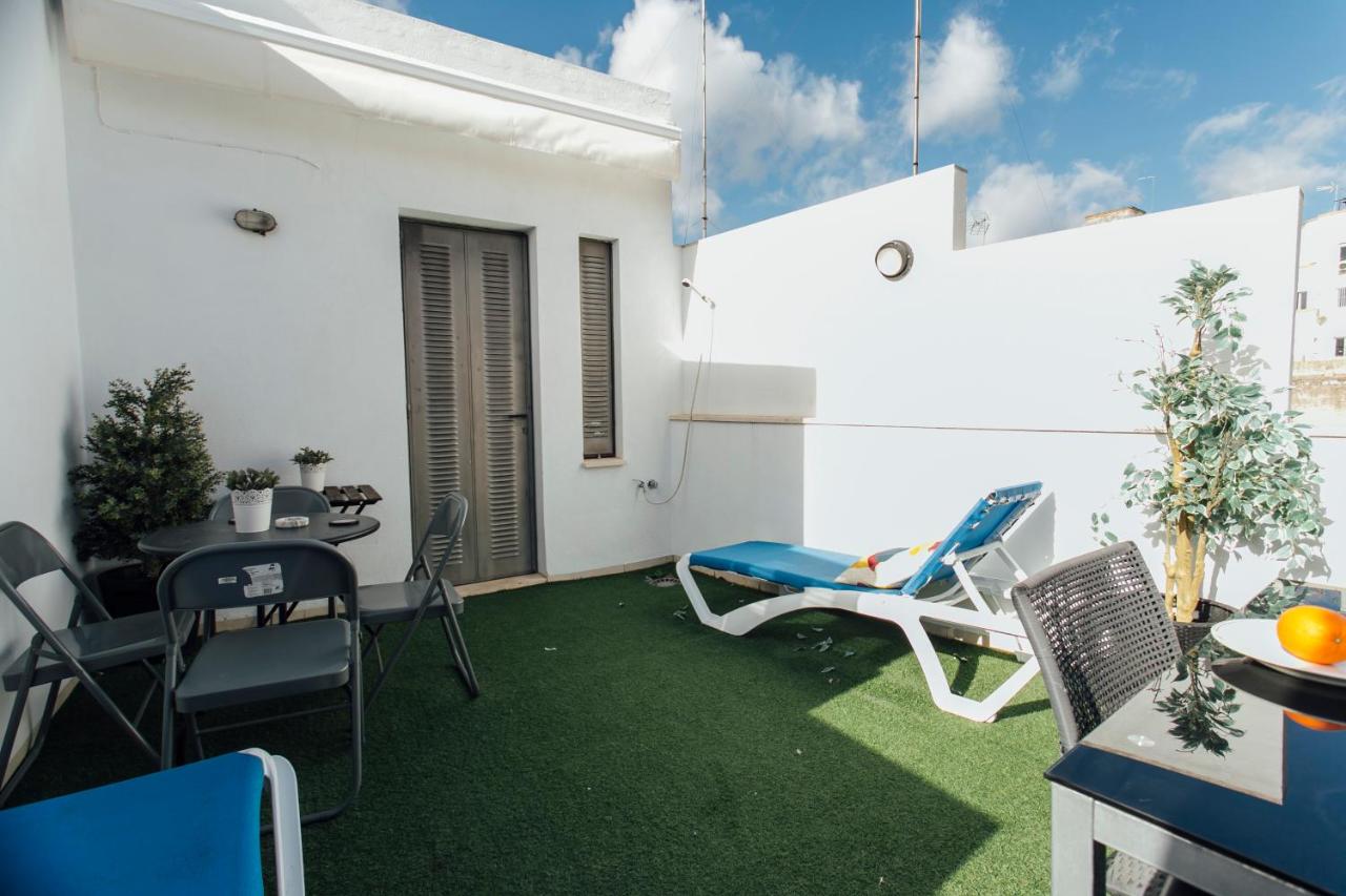 Plaza del Buen Suceso (Wifi, terraza, Parking) , Seville ...