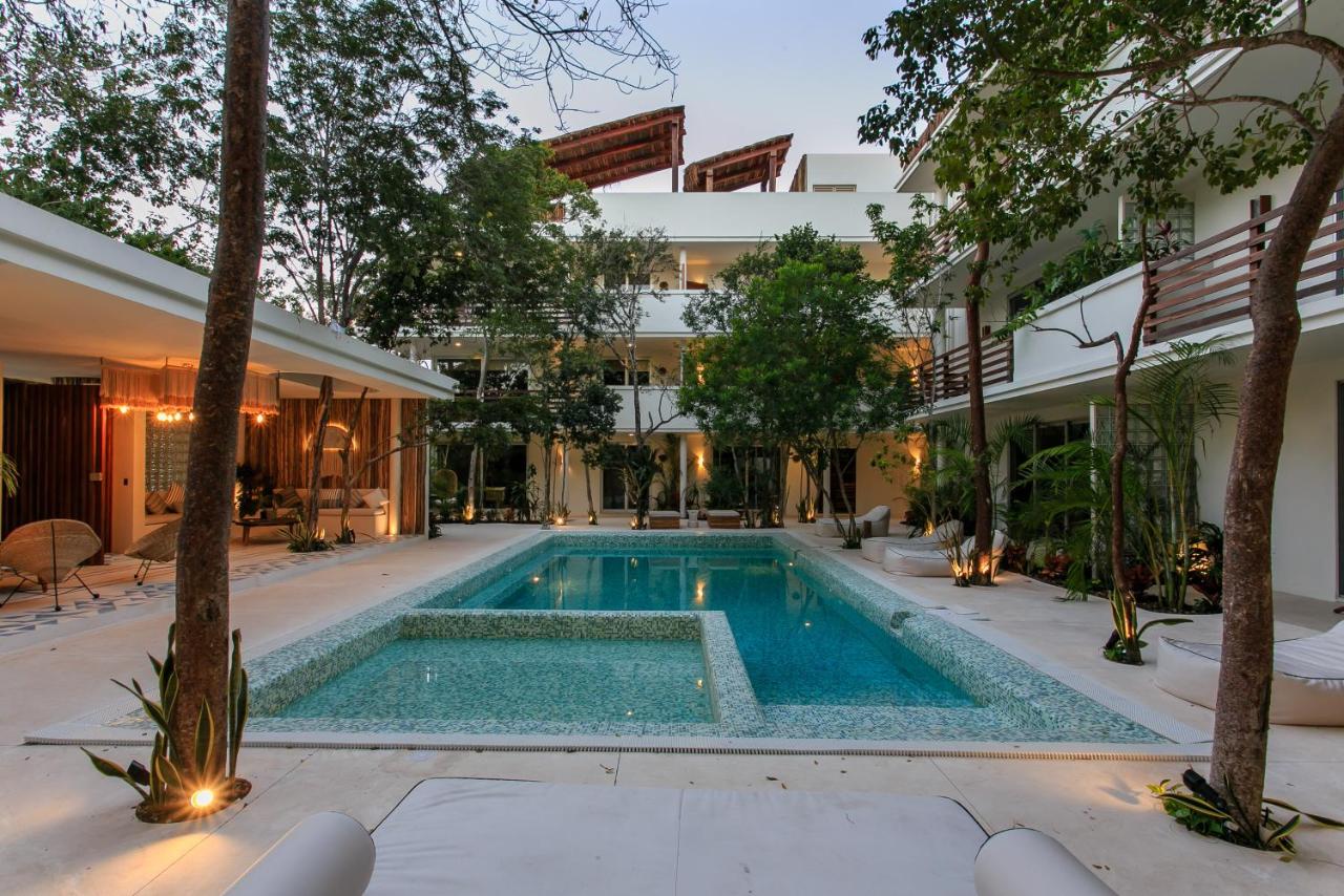 Charming Nature-Inspired Condos with Sultry Surroundings by Stella Rentals photo