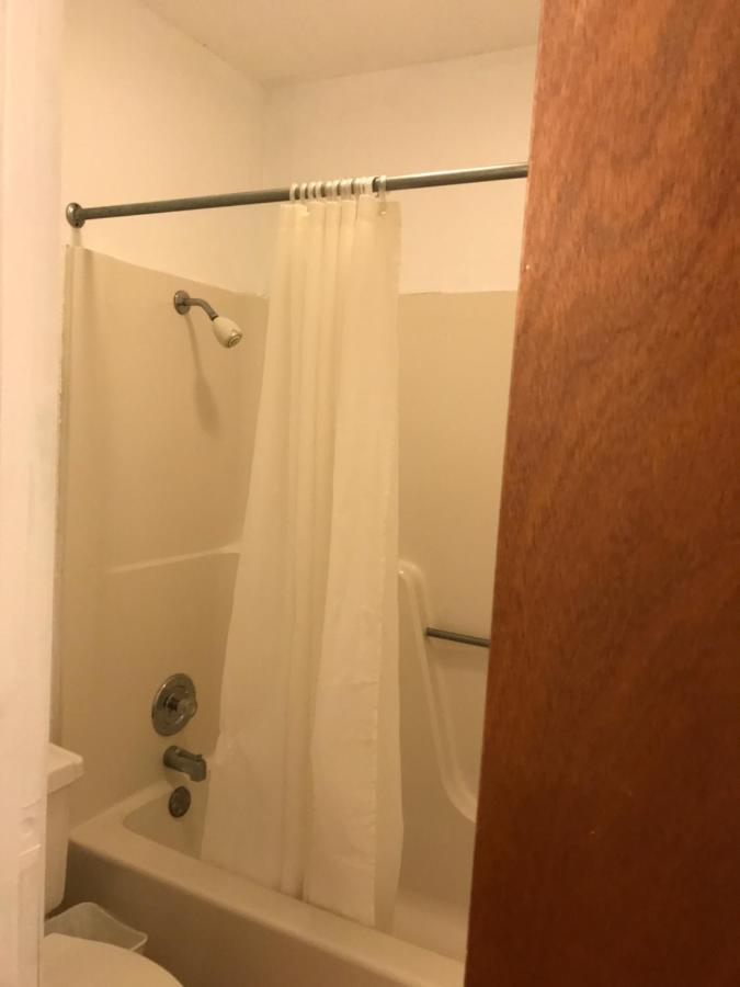Luxury Inn — photo 13