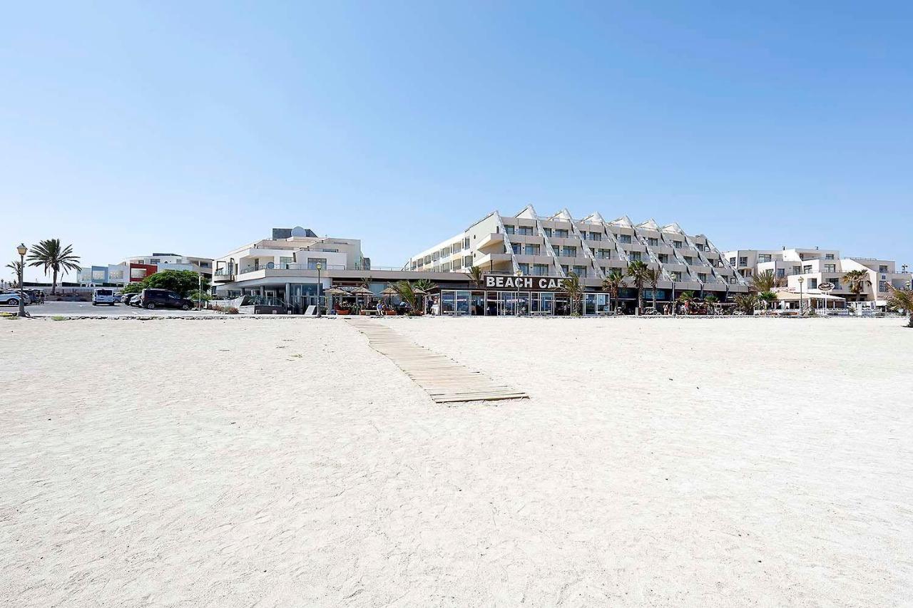 Beach: Villas Eurostars Las Salinas