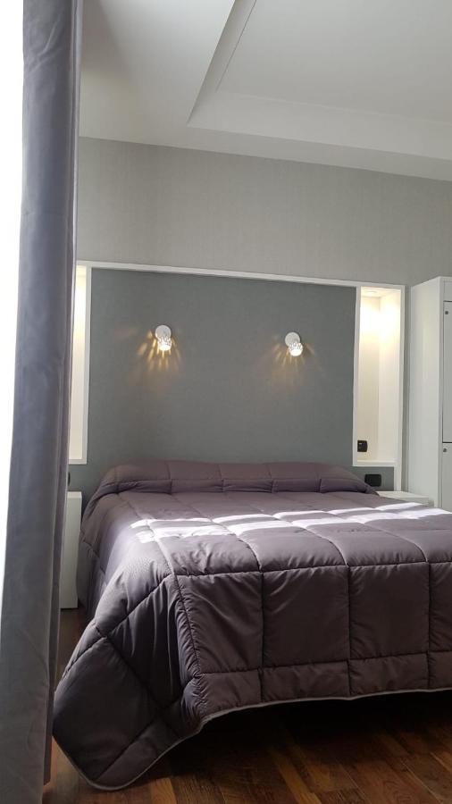 Hotel Mediterraneo photo