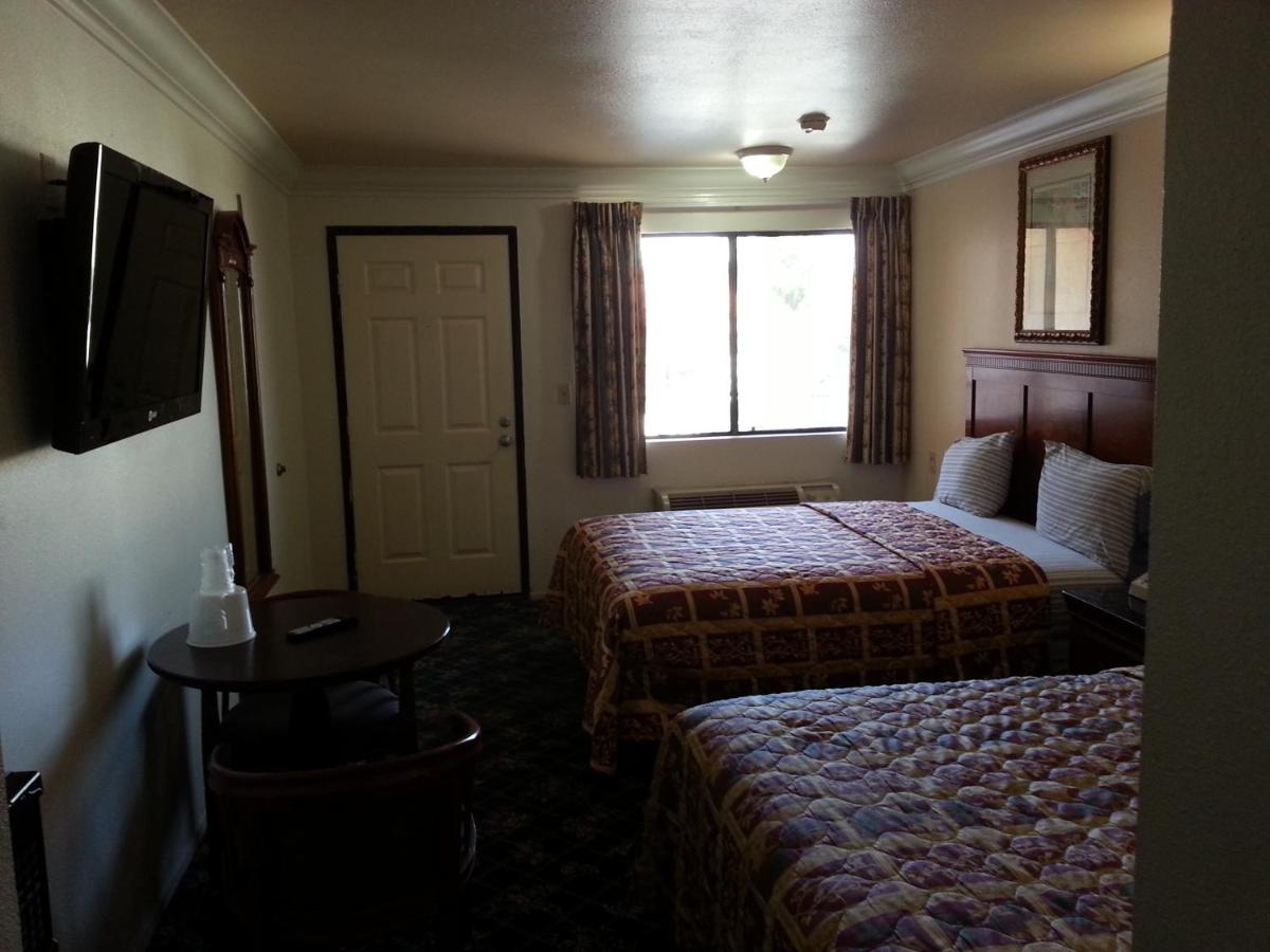 Royal Inn — photo 16