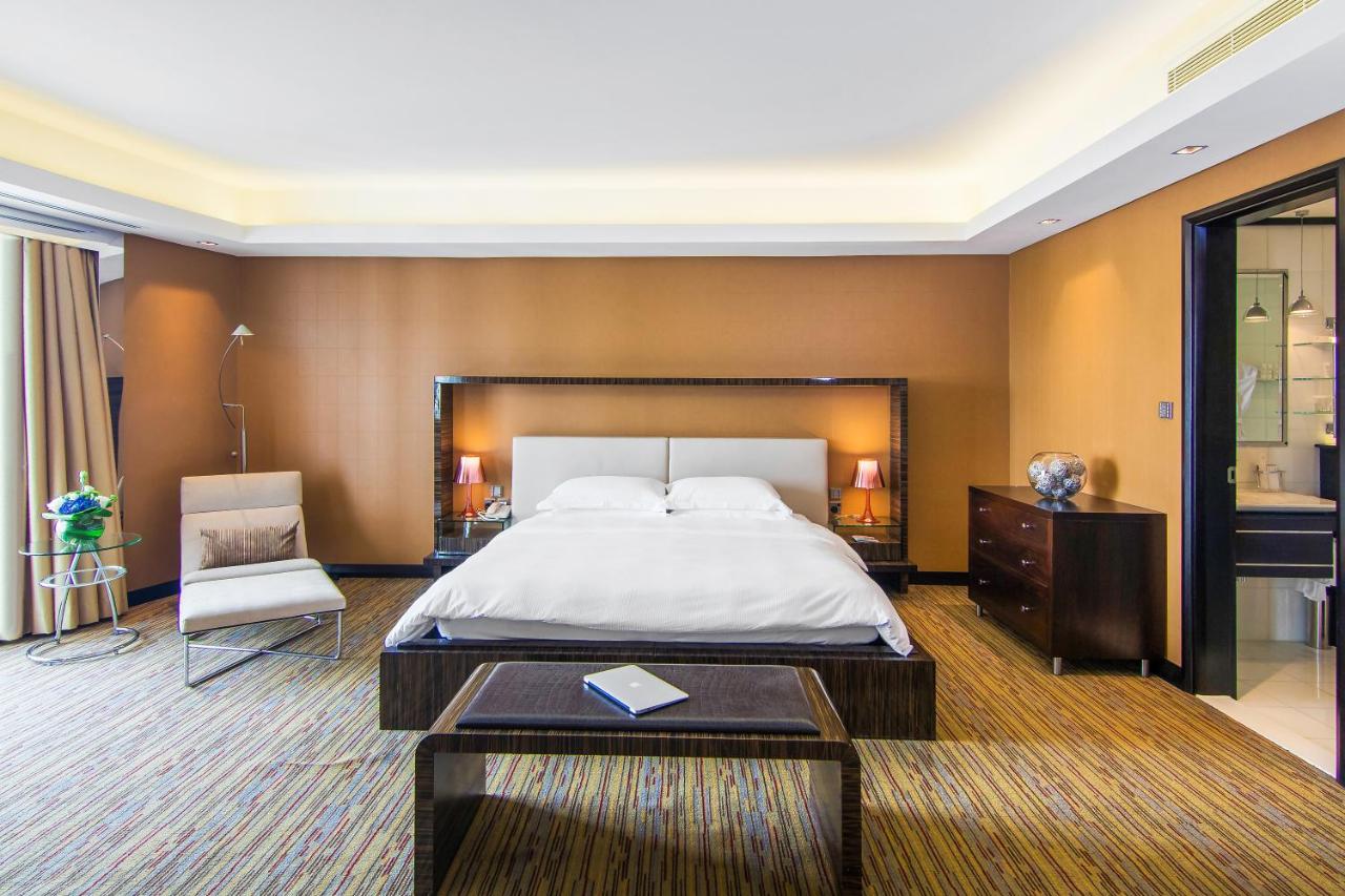 Radisson Blu Hotel, Dubai Media City photo