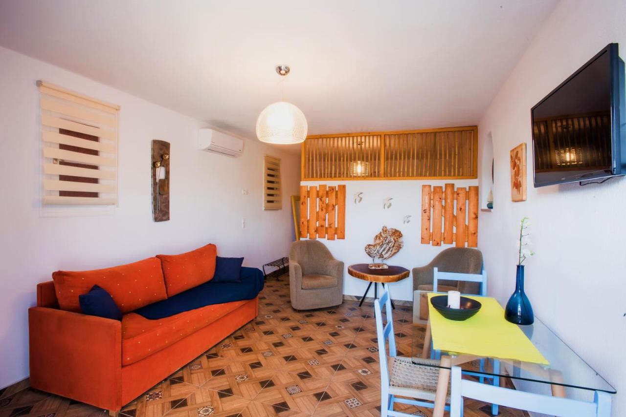 Myconian Brothers - 5