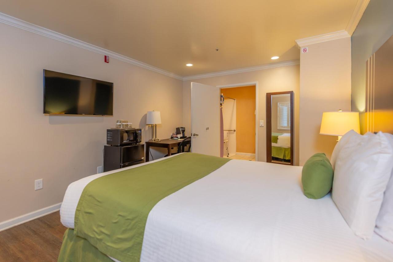Ocean Pacific Lodge — photo 15