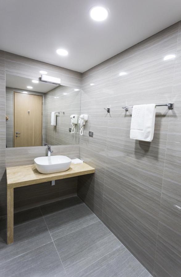 President Hotel by Hrazdan Hotel CJSC photo