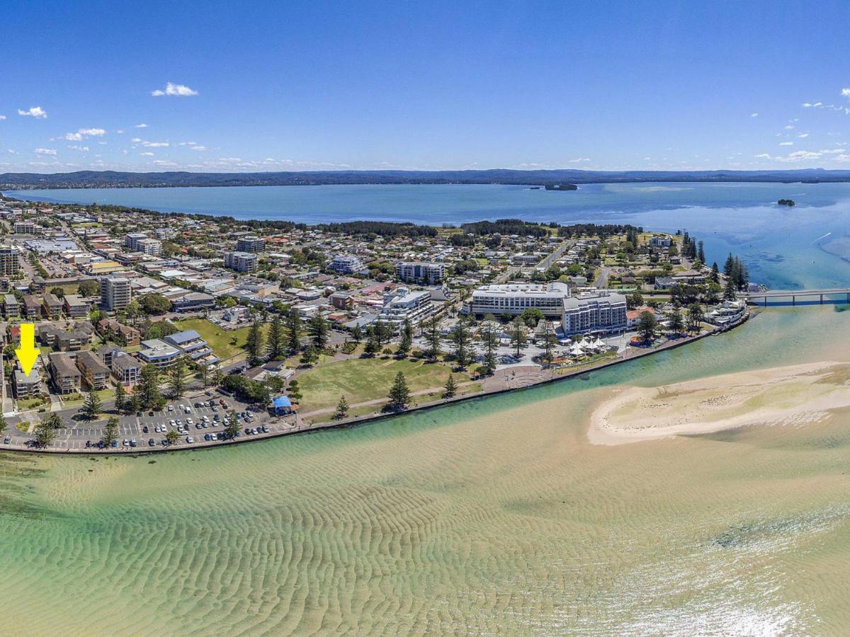 Beach: Sundowner Apartment 9