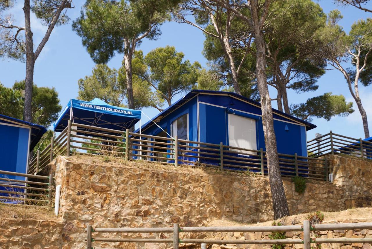 Super Lodgetent Cala Gogo, Calonge, Spain - Booking.com