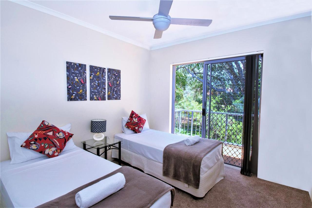 Sanctuary Lake Apartments photo