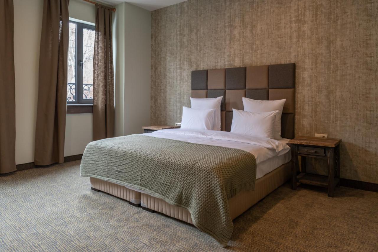 Apricot Hotel Yerevan photo