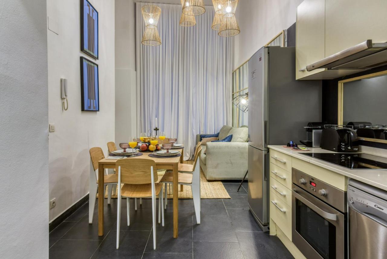 Sweett - The Gothic - 4