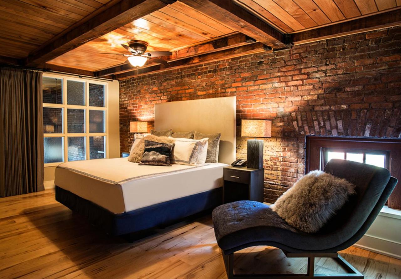 The Restoration Hotel — photo 2